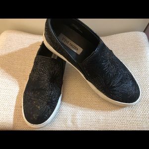 Steve Madden embellished shoes size 9